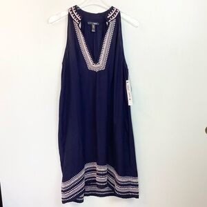 NWT Aqua Bloomingdale’s Embroidered Sleeveless Shift Dress - Navy - M